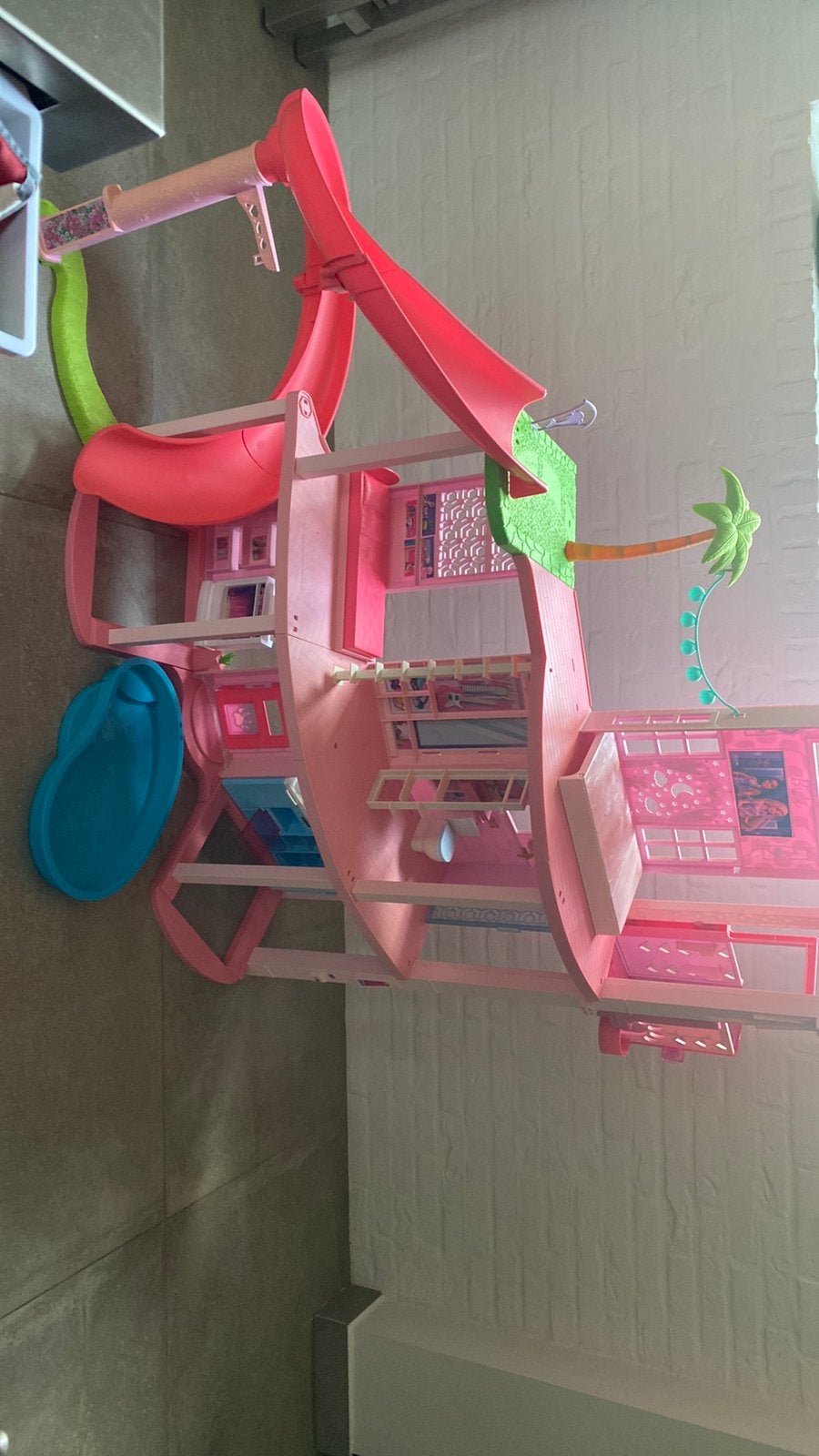 Barbiehuis, Enfants & Bébés, Jouets | Maisons de poupées, Enlèvement, Utilisé, Maison de poupées