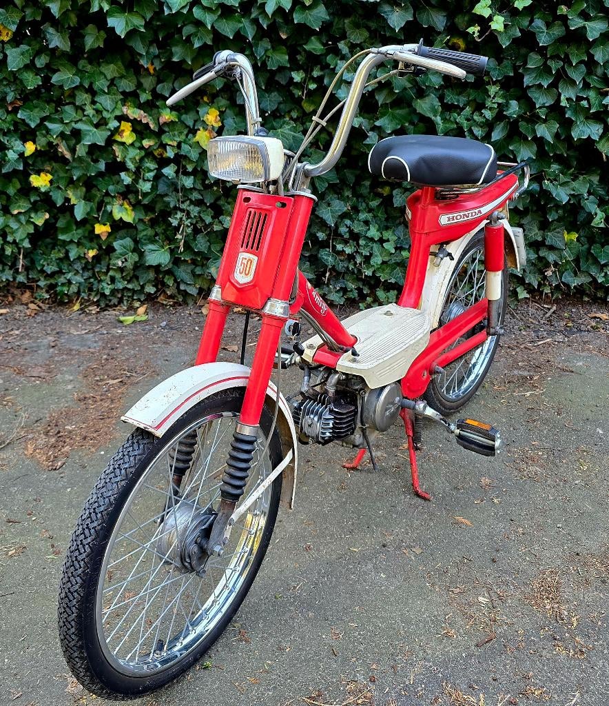 Honda Amigo 50cc oldtimer, Fietsen en Brommers, Ophalen