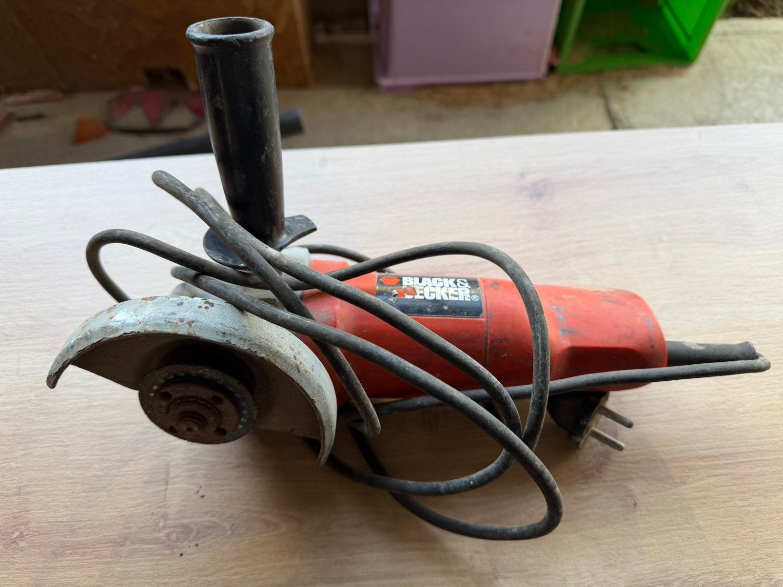 Meuleuse d’ange Black&Decker, Enlèvement, Utilisé