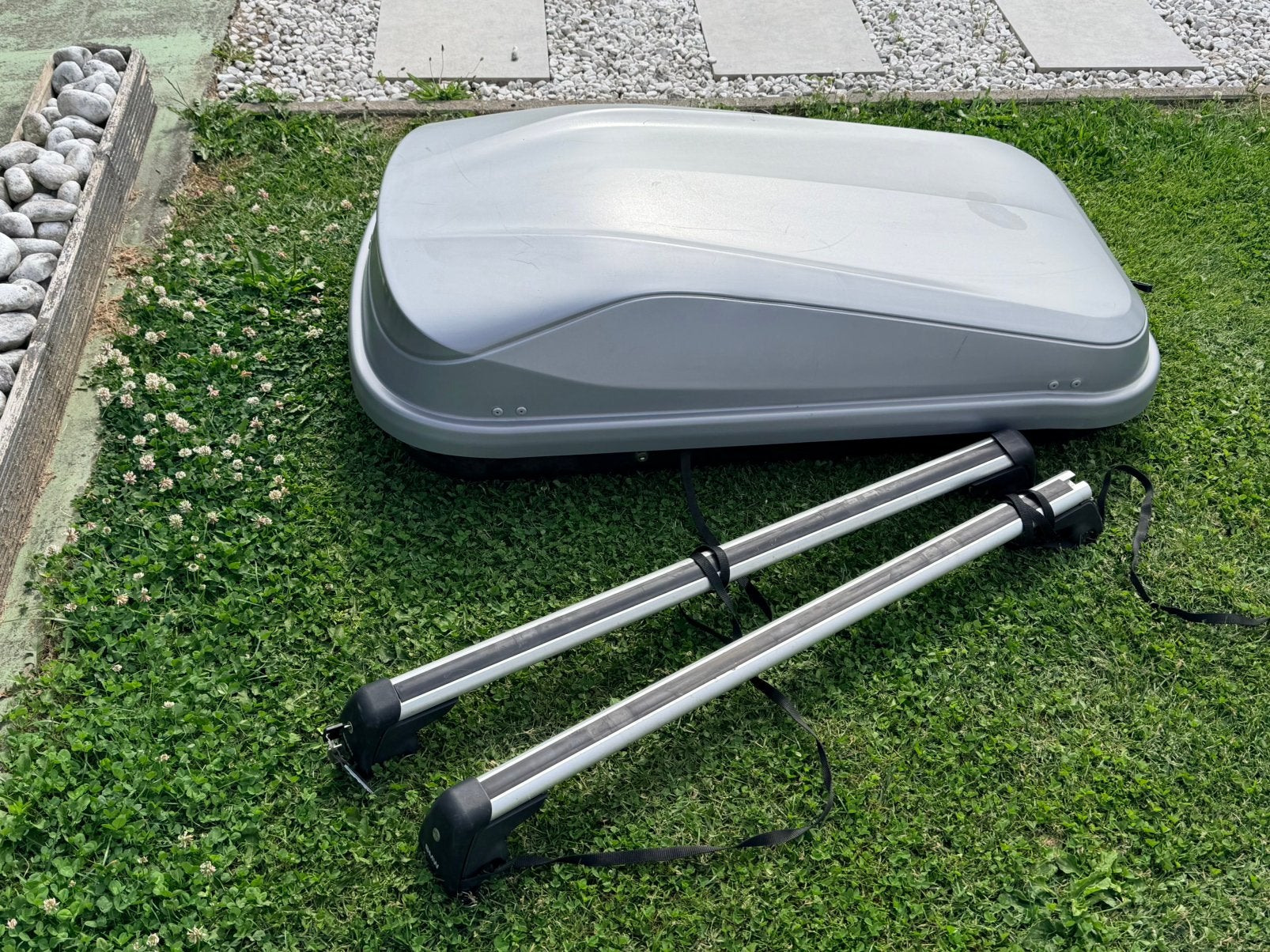 DAKKOFFER UNIVERSEEL MET DAKDRAGERS( BMW ) !!, Auto diversen, Dakkoffers, Ophalen, Zo goed als nieuw