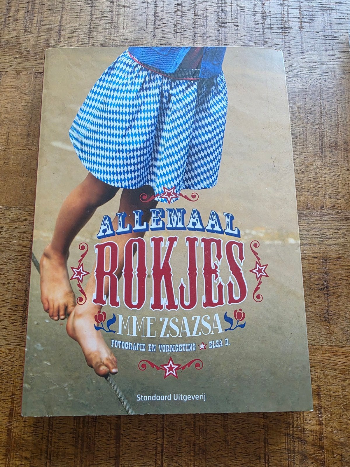 Mme Zsazsa - Allemaal rokjes, Boeken, Hobby en Vrije tijd, Ophalen of Verzenden, Mme Zsazsa