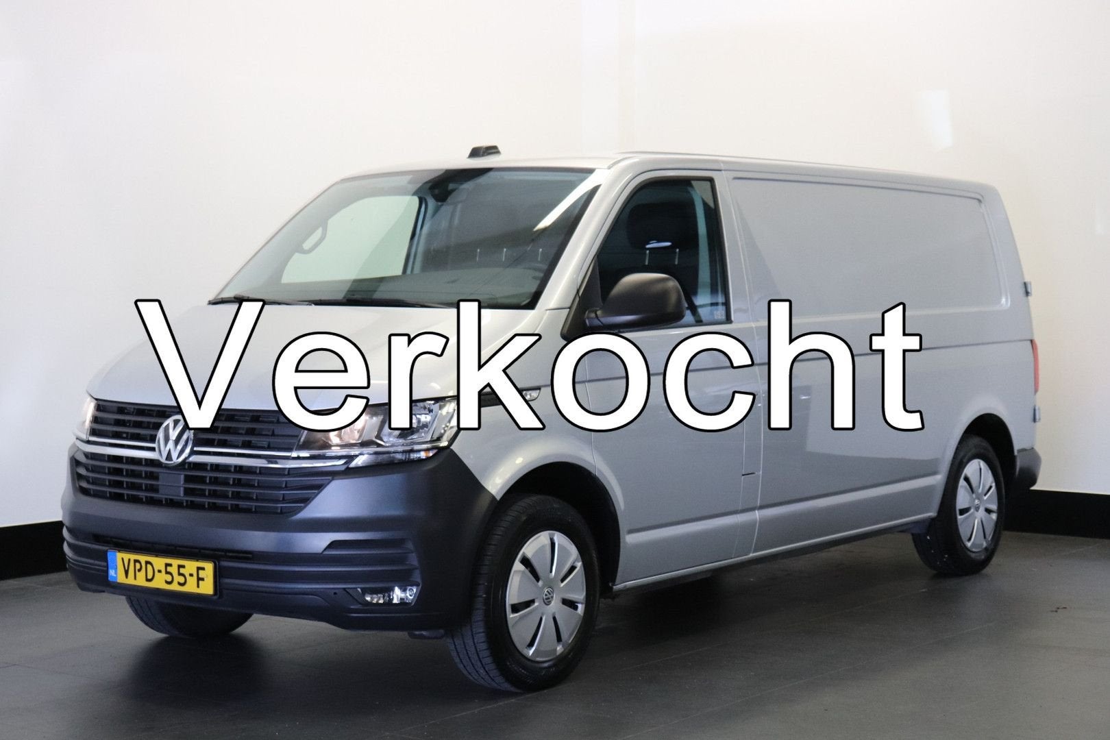 Volkswagen Transporter 2.0 TDI L2 - EURO 6 - Airco - Navi -, Auto's, 188 g/km, Parkeersensor, Bedrijf, Zilver of Grijs