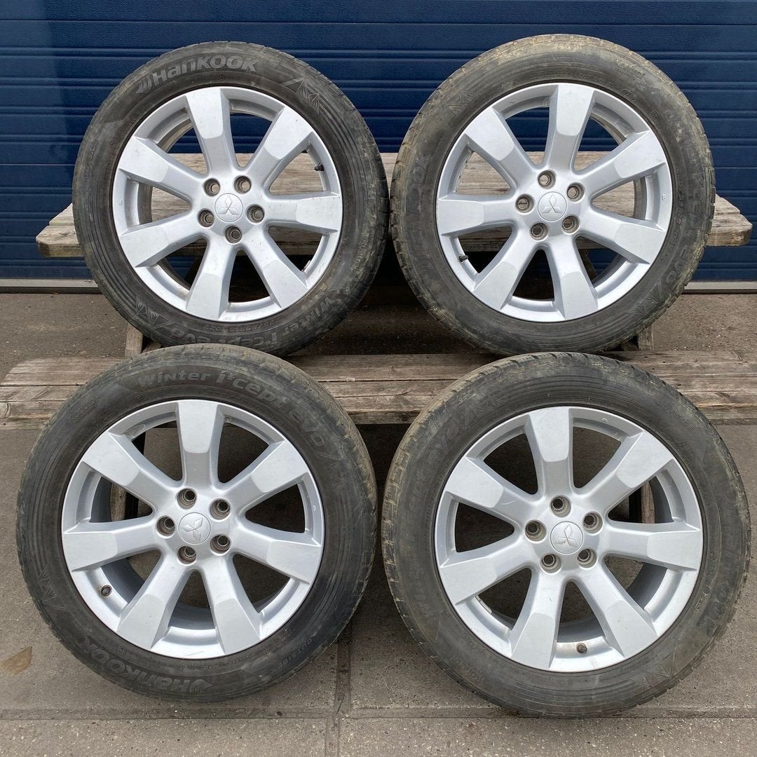 Mitsubishi Outlander Winterset 225-55-18 5x114,3 - Set 10.10, Auto-onderdelen, 18 inch, Gebruikt, -, -