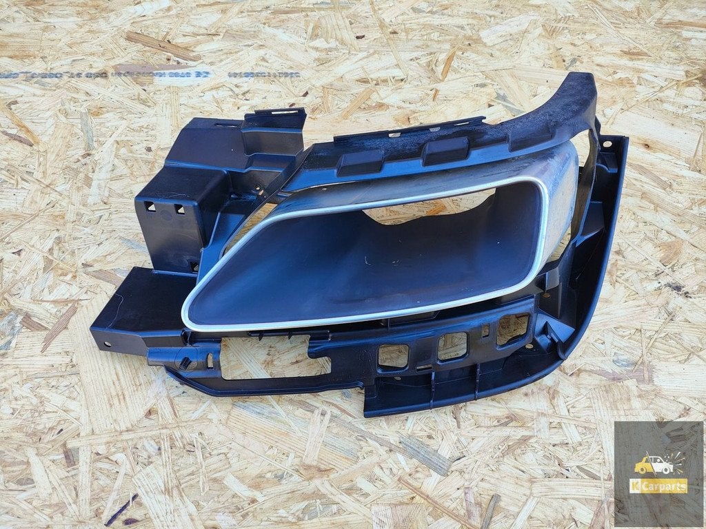 8W 8W0 AUDI A4 B9 16-UITLAAT TIP LINKS, Gebruikt, AUDI AG, Auto-Union-Strasse 1
85045  Ingolstadt, DE, Audi
