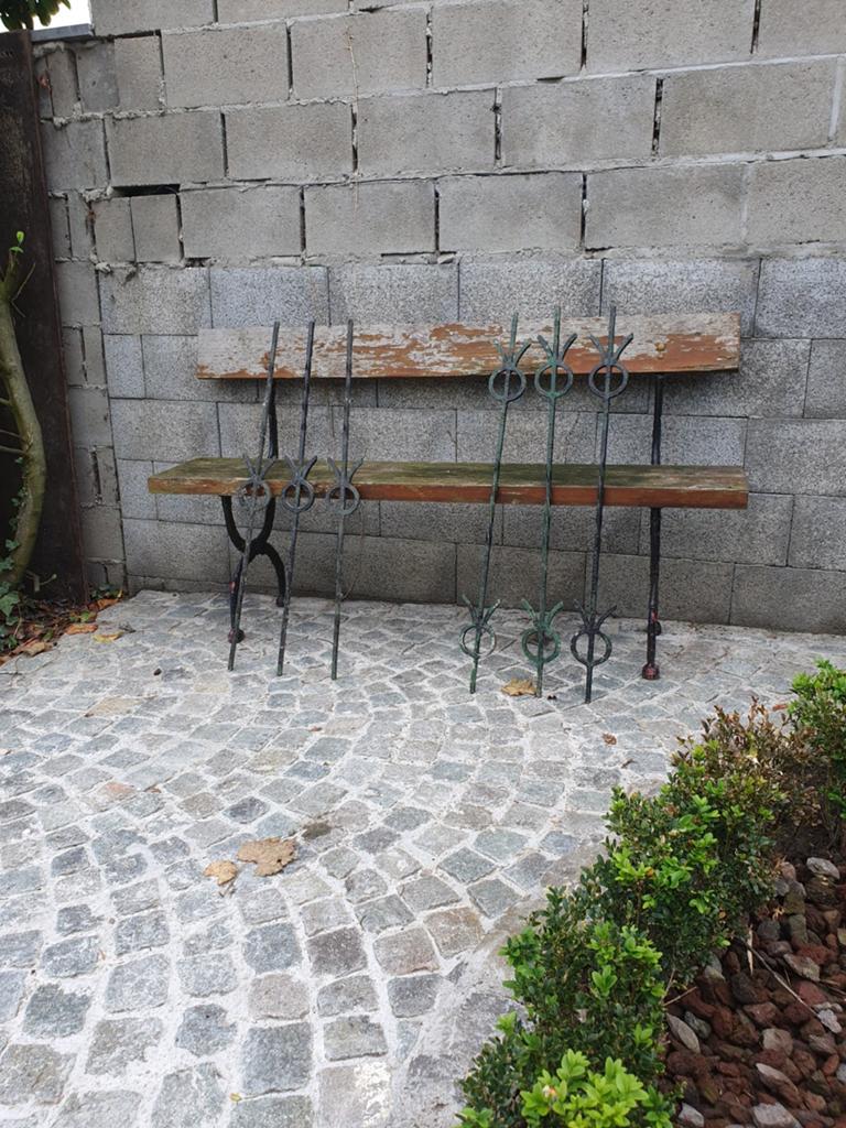 Smeedijzeren deur decoratie, Ophalen
