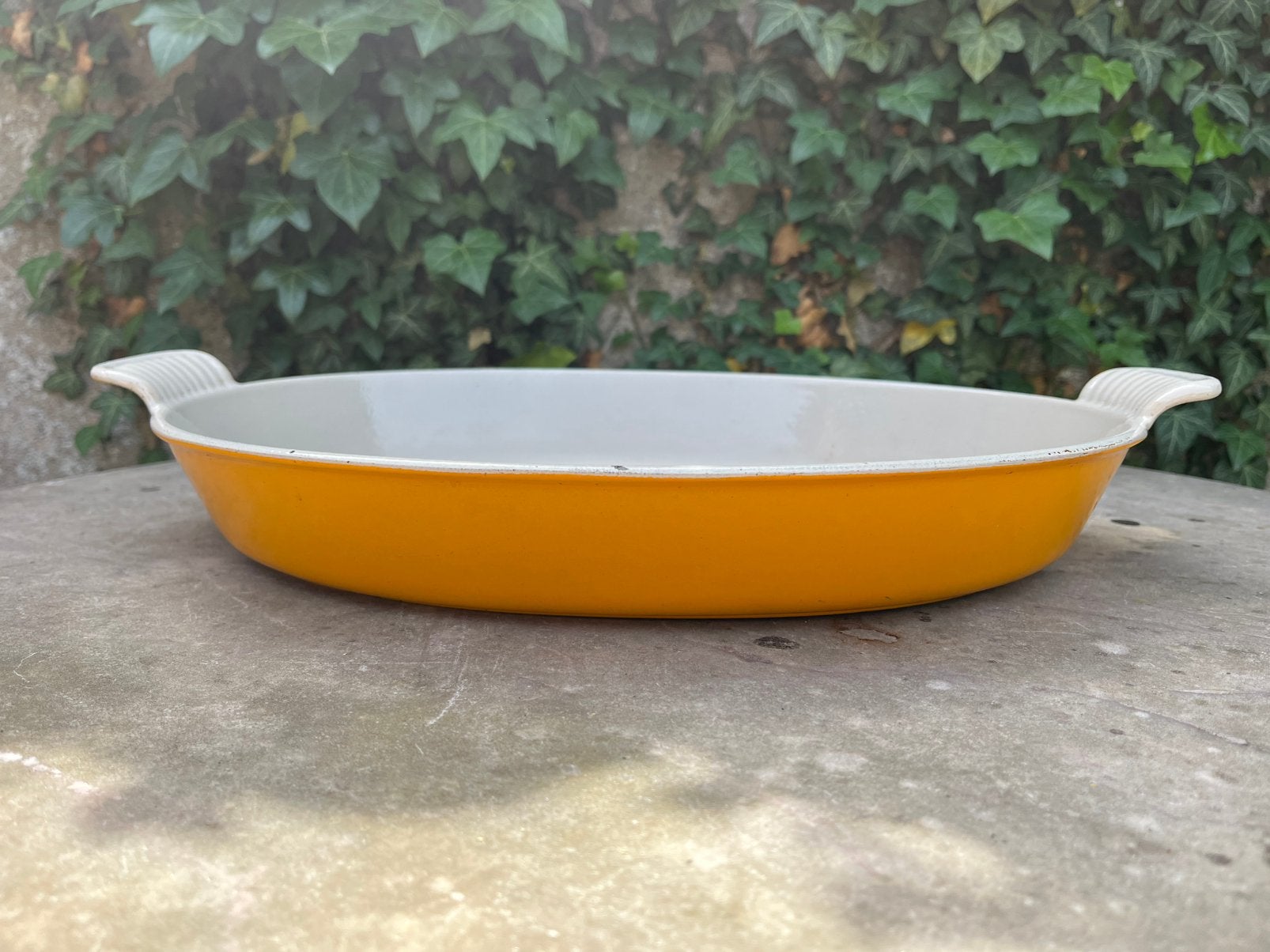 Grote geëmailleerde gietijzeren ovenschaal Le Creuset 36, Gebruikt, Gietijzer, Overige typen, Ophalen of Verzenden
