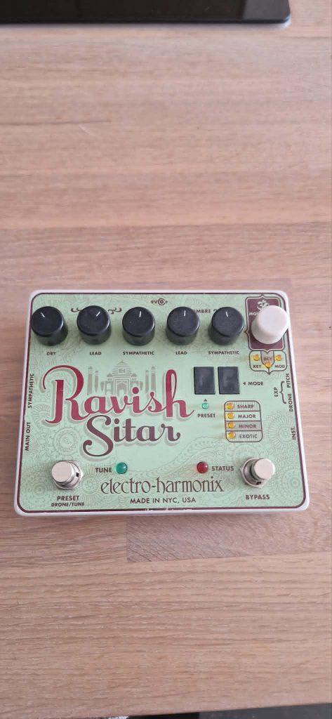 Ravish Sitar - Electro Harmonix guitar pedal, Muziek en Instrumenten, Effecten, Ophalen of Verzenden, Zo goed als nieuw, Multi-effect