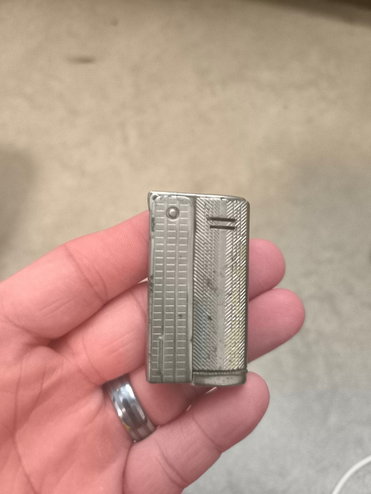 briquet streamline, Collections, Articles de fumeurs, Briquets & Boîtes d'allumettes, Enlèvement ou Envoi, Utilisé, Briquet
