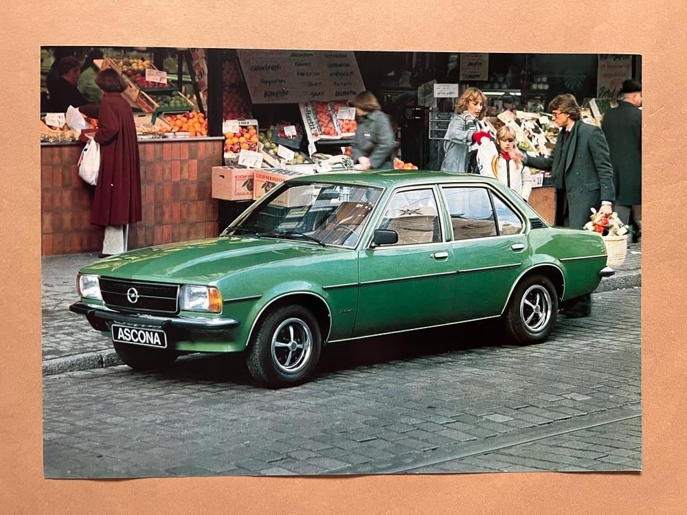 Brochure et fiche du catalogue diesel de l'Opel Ascona B 2.0, Enlèvement ou Envoi, Comme neuf, Opel