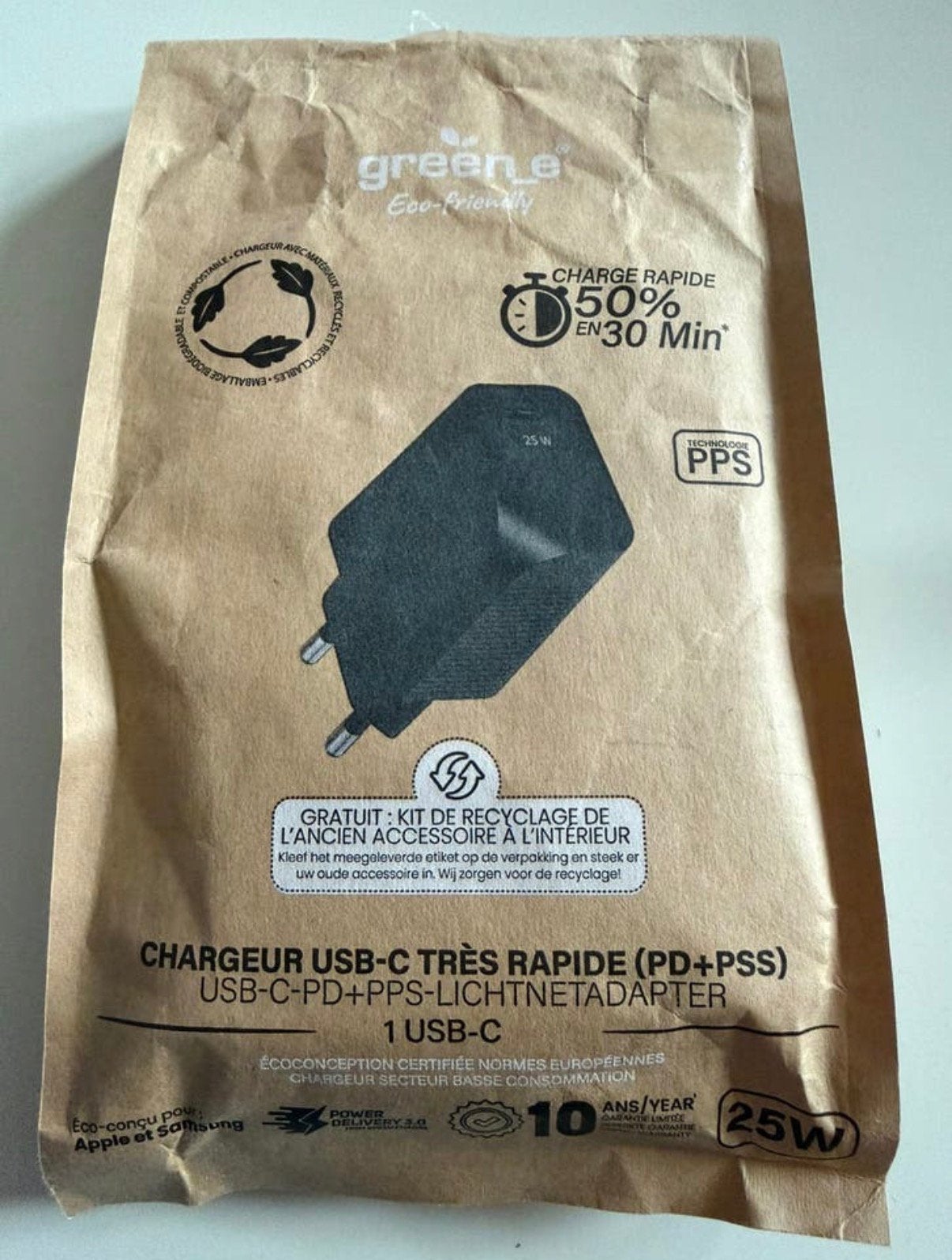 Superbe chargeur USB-C 25 W noir neuf dans son emballage, Télécoms, Enlèvement