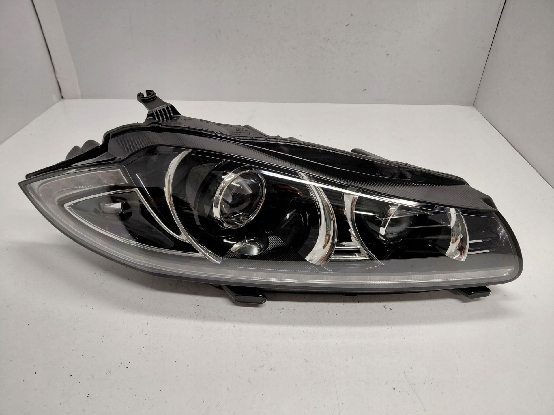Jaguar XF I Lift Koplamp Rechts Jaguar, Gebruikt, Dpoffice@jaguarlandrover.com, Abbey Road, Whitley 1
CV3 4LF  Coventry, Jaguar