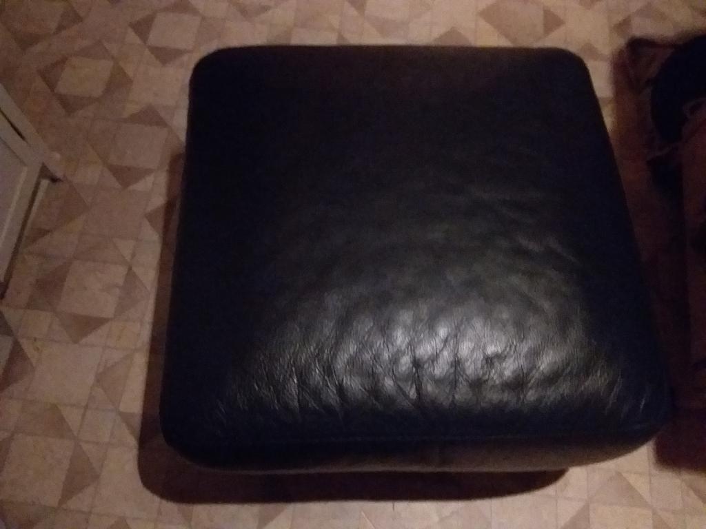 Lederen poef, Enlèvement, 50 à 75 cm, Cuir, 50 à 75 cm