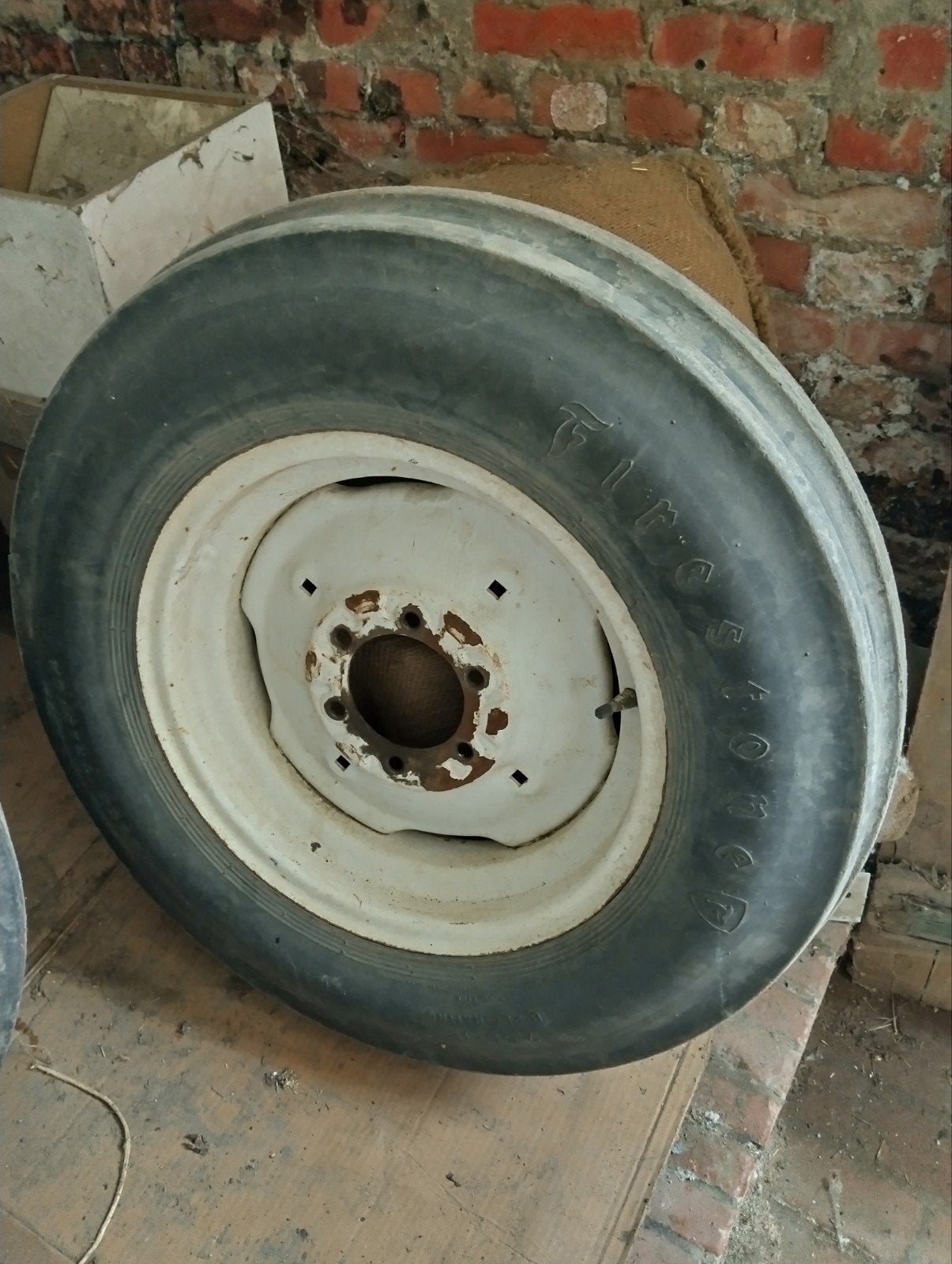 Tractor banden, Zakelijke goederen, Ophalen