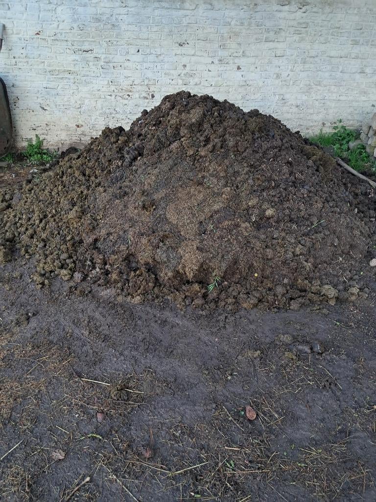 Paardenmest, Tuin en Terras, Aarde en Mest, Ophalen