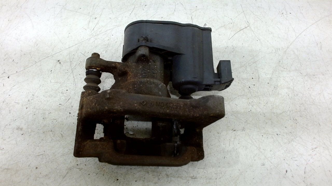 Remklauw links achter Peugeot 308, Onderdelen@venauto.nl, Van der Ven Autorecycling B.V., Ettenseweg 76, 4706 PB Roosendaal, The Netherlands