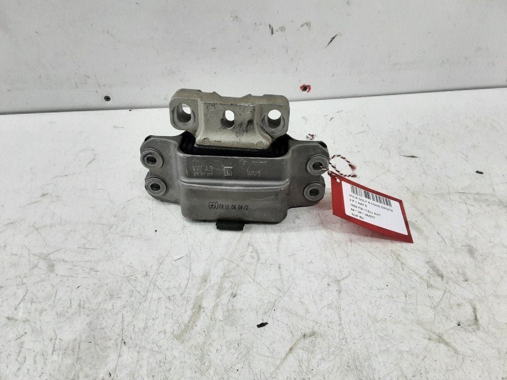 SUPPORT BOITE DE VITESSES Golf V (1K1) (1K0199555), Autos : Pièces & Accessoires, Volkswagen, Volkswagen AG, Utilisé, Kundenbetreuung@volkswagen.de