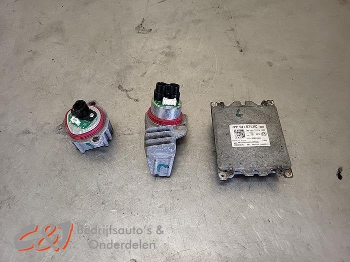 Module phare LED d'un Volkswagen Crafter, Autos : Pièces & Accessoires, Éclairage, Volkswagen, -, 3 mois de garantie, Utilisé