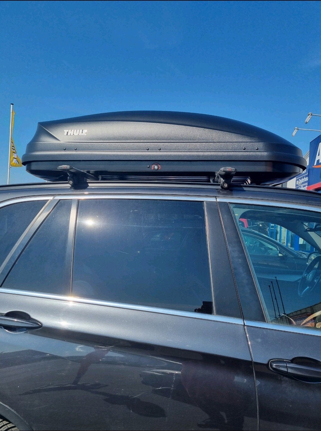 Dakkoffer Thule Pacific 200 te huur, Enlèvement, Comme neuf