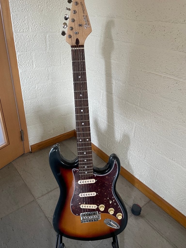 stratocaster fender (squier series), Muziek en Instrumenten, Ophalen, Gebruikt, Solid body, Fender