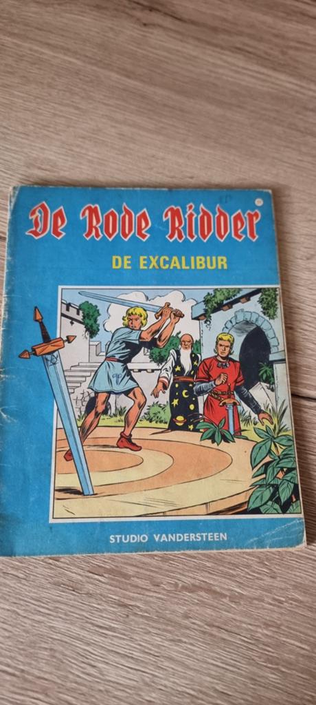 Strip De rode ridder - 51 De excalibur, Gelezen, Willy Vandersteen, Eén stripboek, Ophalen of Verzenden