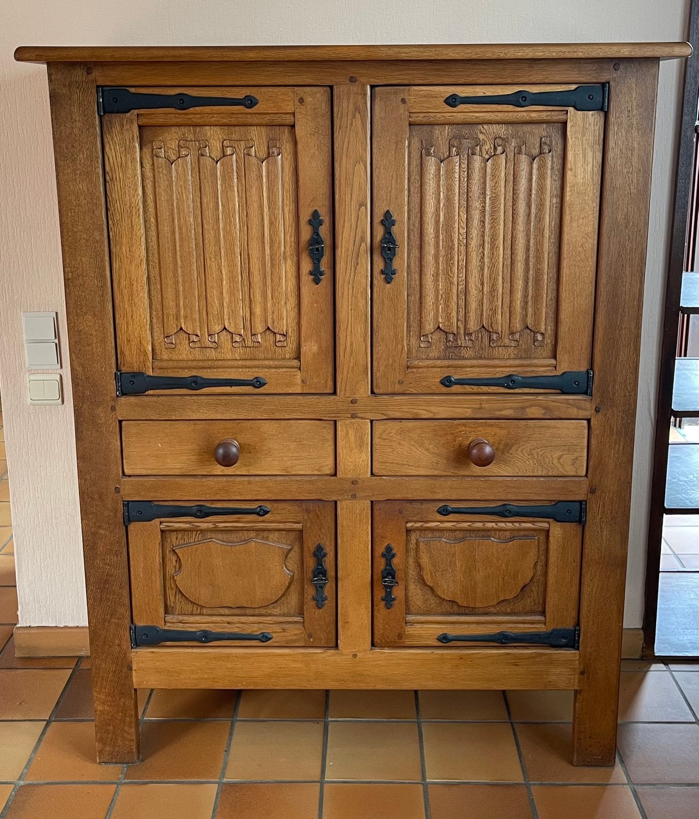 Buffet /commodes, 25 à 50 cm, Avec tablette(s), 100 à 150 cm, Enlèvement