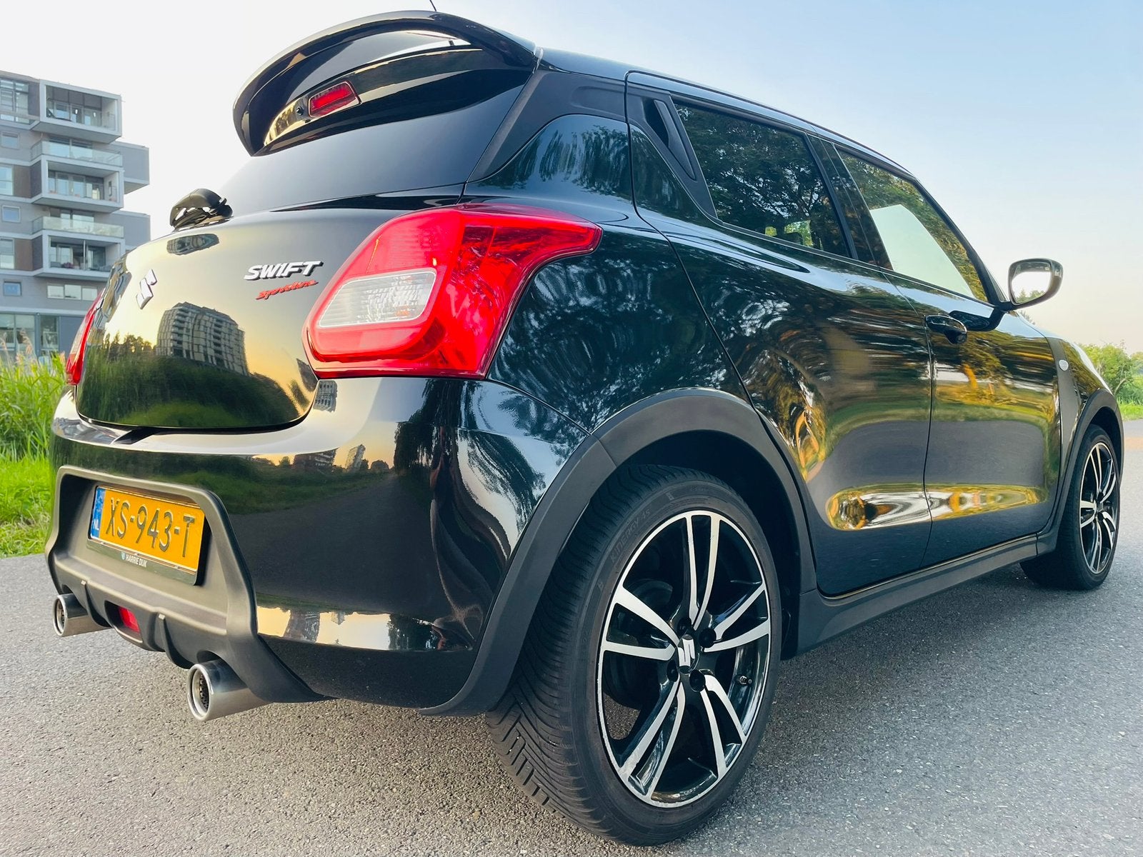 SUZUKI SWIFT 1.2 90 PK/SPORTLINE/DEALER O.HOUDEN/NAP/CARPLAY, Voorwielaandrijving, Stof, 4 cilinders, 400 kg