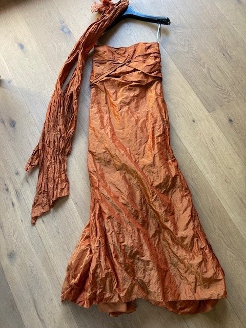 Suite kleding -verschillende jurken Oni Onik-Linea Raffaelli, Kleding | Dames, Gelegenheidskleding, Ophalen of Verzenden, Maat 36 (S)