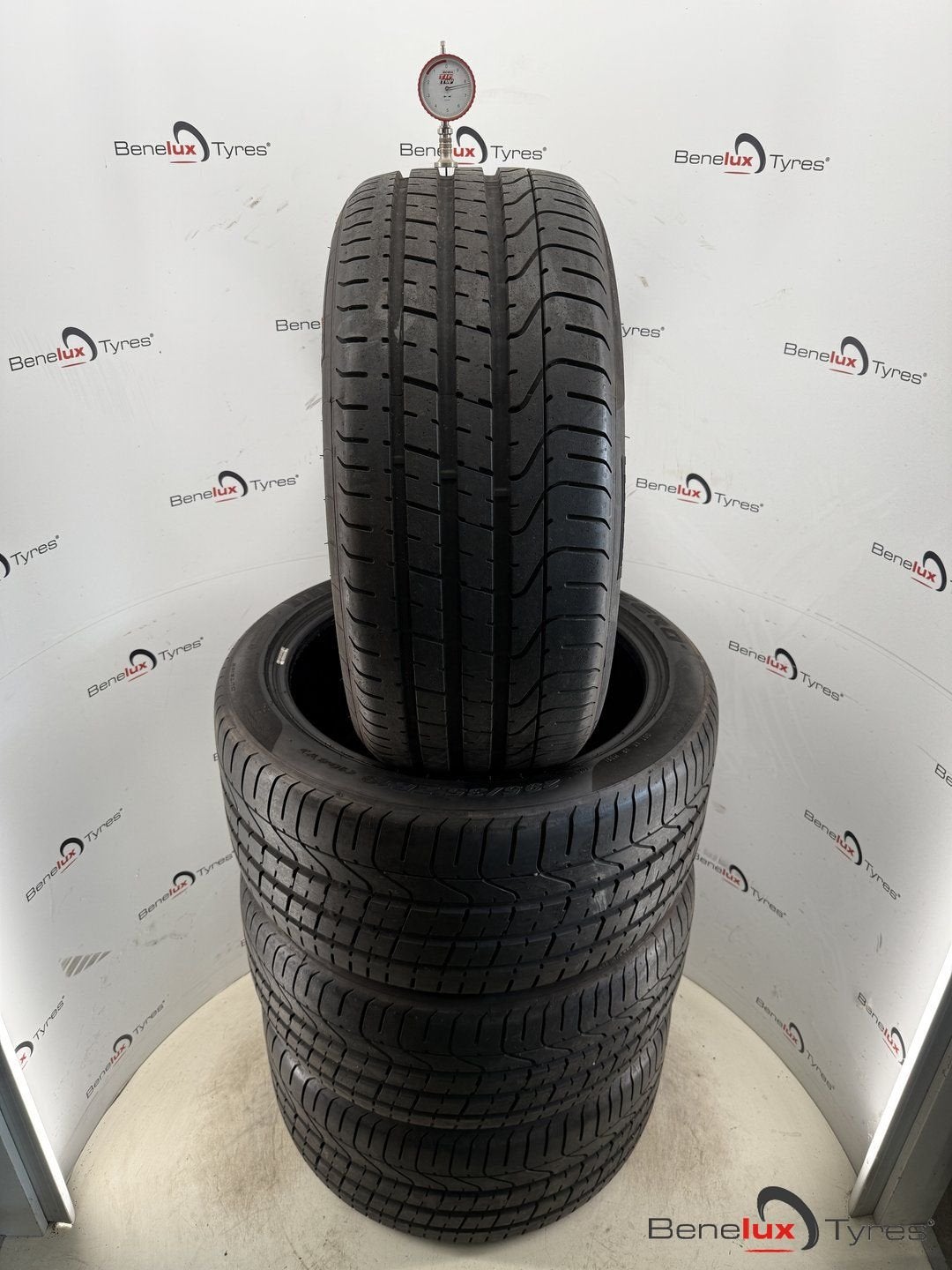 295/35R19 BMW M5 M6 Audi R8 Jaguar XK Porsche 911 AMG GT CLE, Autos : Pièces & Accessoires, 295 mm, Véhicule de tourisme, Pneus été