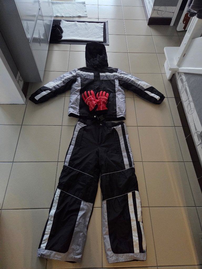 Ensemble de ski, Sports & Fitness, Enlèvement, Comme neuf, Ski, Vêtements
