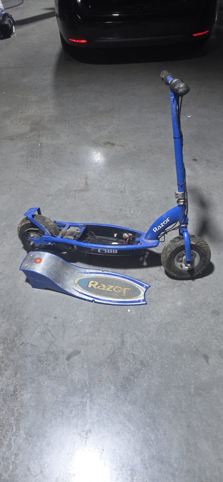Trottinette électrique step de marque razor, Enlèvement