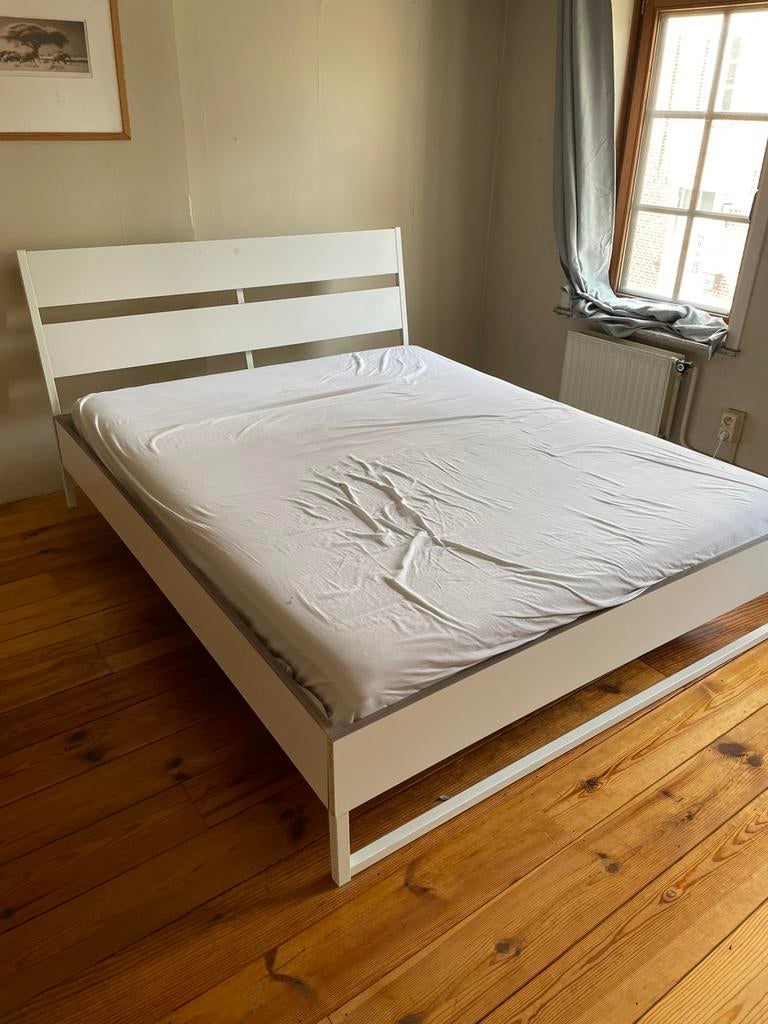 Lit ikea 160x200 cm + matelas, Enlèvement, Utilisé, 200 cm, Blanc