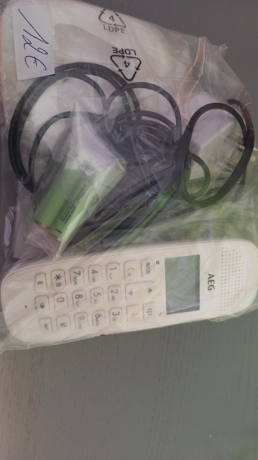 téléphone aeg, Enlèvement