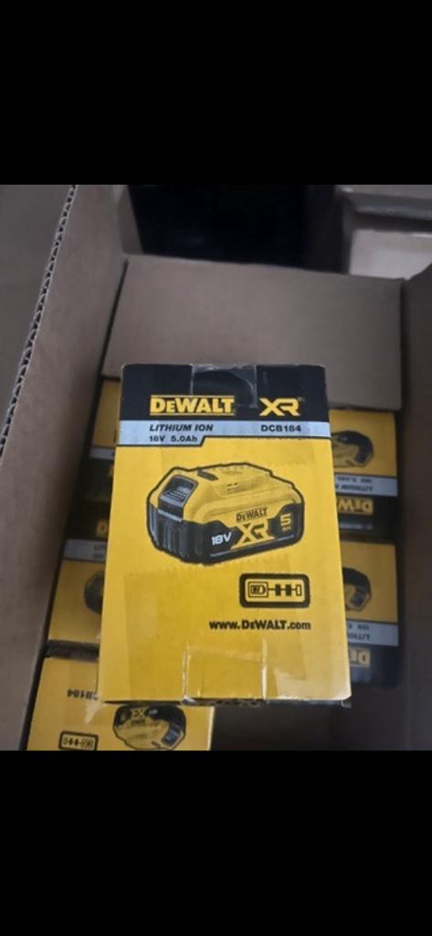 Dewalt dcb184 batterij, Ophalen, Nieuw, 400 tot 600 watt