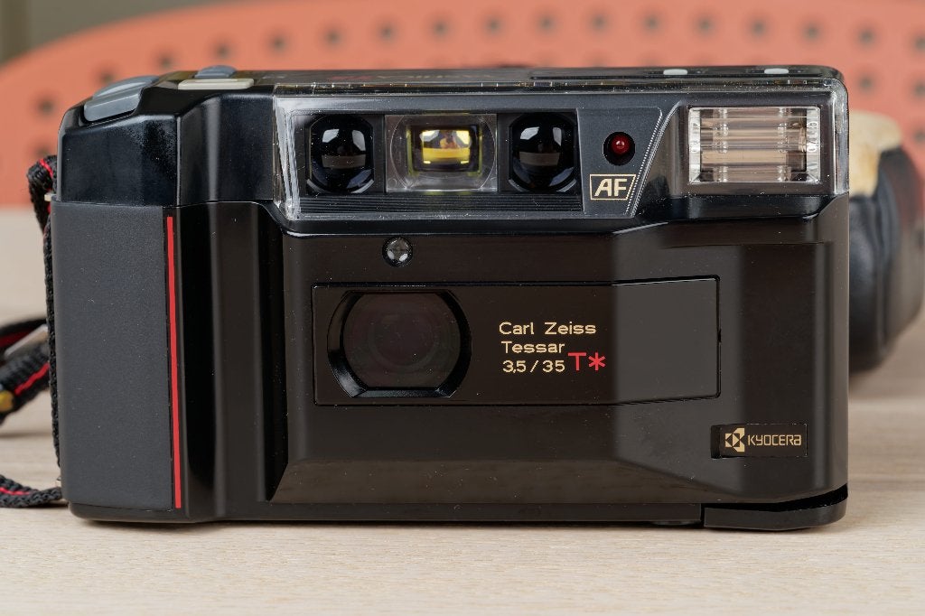 Yashica T2 Carl Zeiss T 35mm f/3.5 Compact Argentique 35mm, Enlèvement ou Envoi, Utilisé, Compact, Autres Marques