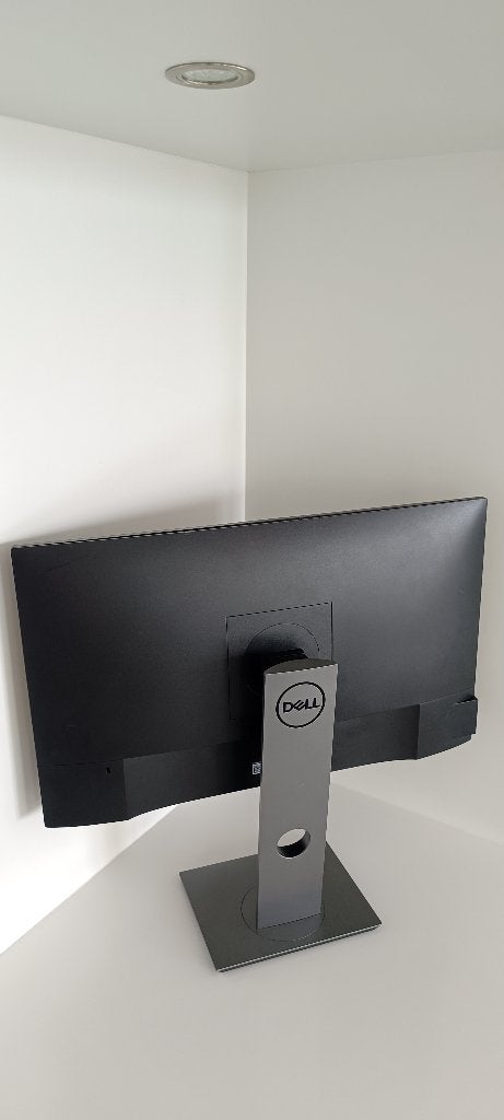 Dell 24 inch kantelbare monitor & usb hub (nieuwstaat), Informatique & Logiciels, Moniteurs, Comme neuf, Enlèvement, Dell, Rotatif