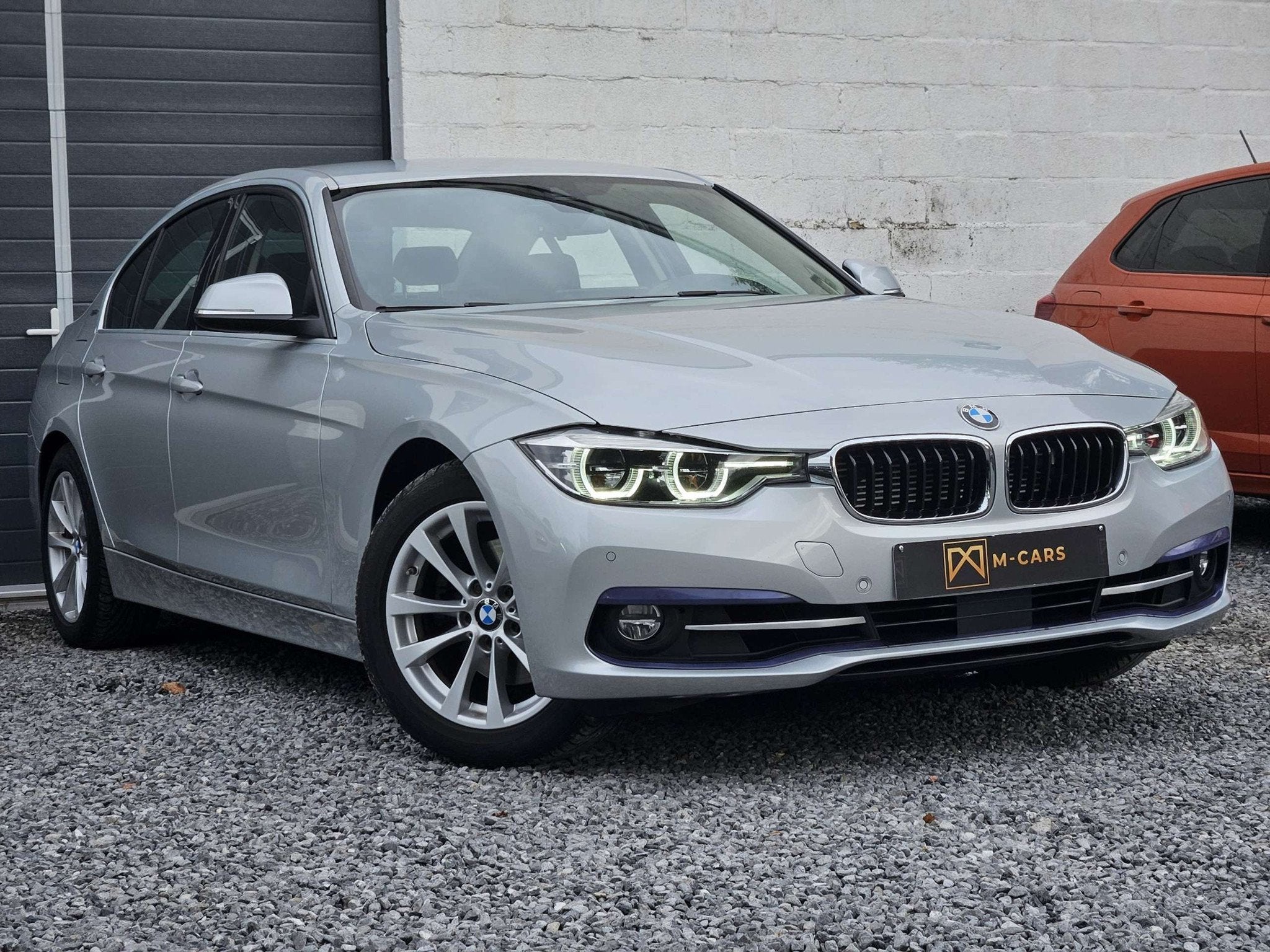 BMW 3 Serie 330 HUD*PLUG IN*LED (automatique), Autos, Argent ou Gris, Achat, Entreprise, Noir