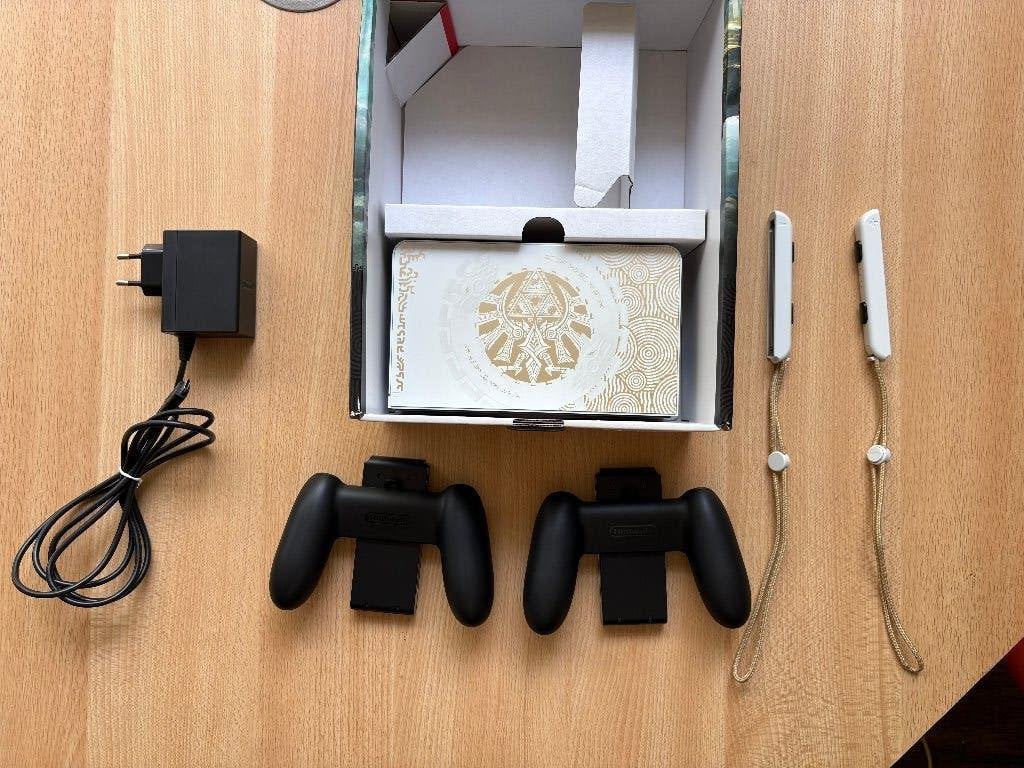 Nintendo Switch OLED Zelda Tears of the Kingdom-editie, Games en Spelcomputers, Spelcomputers | Nintendo Switch, Ophalen, Gebruikt