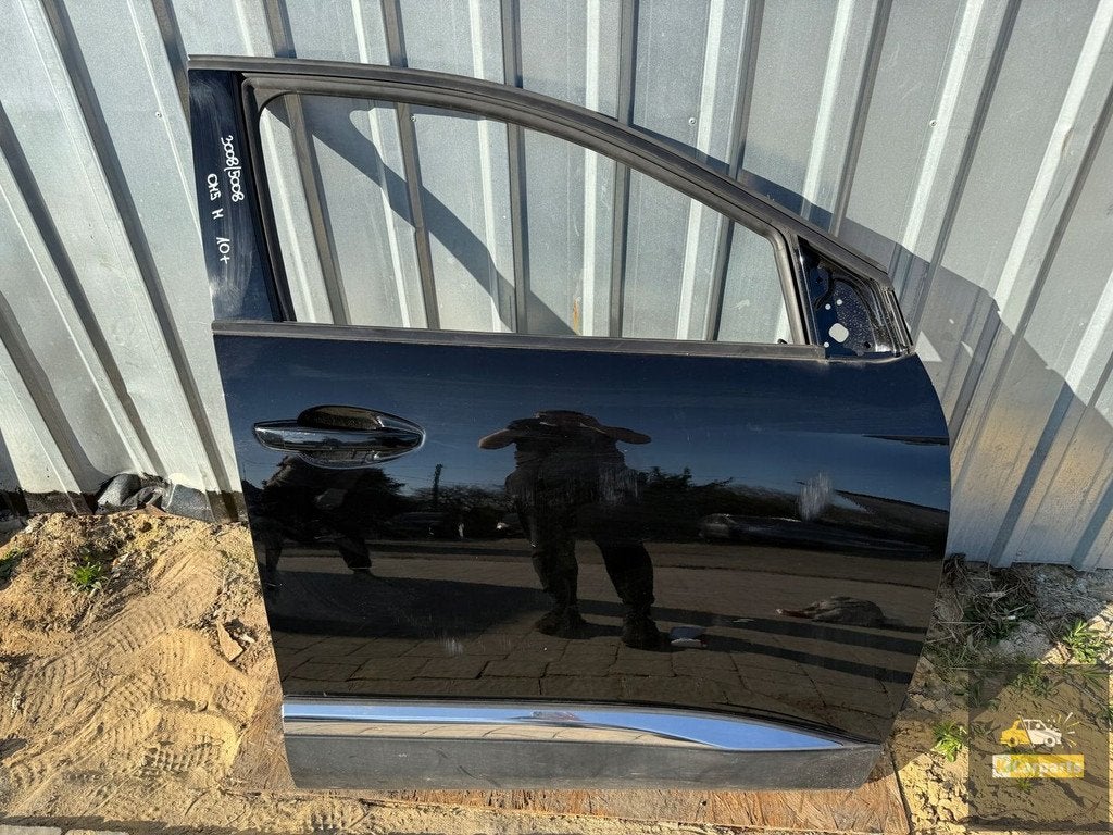 Peugeot 3008 5008 II voordeur rechts, Taurusavenue 1
2132 LS  Hoofddorp, NL, Gebruikt, Contact.group@renault.com, Peugeot