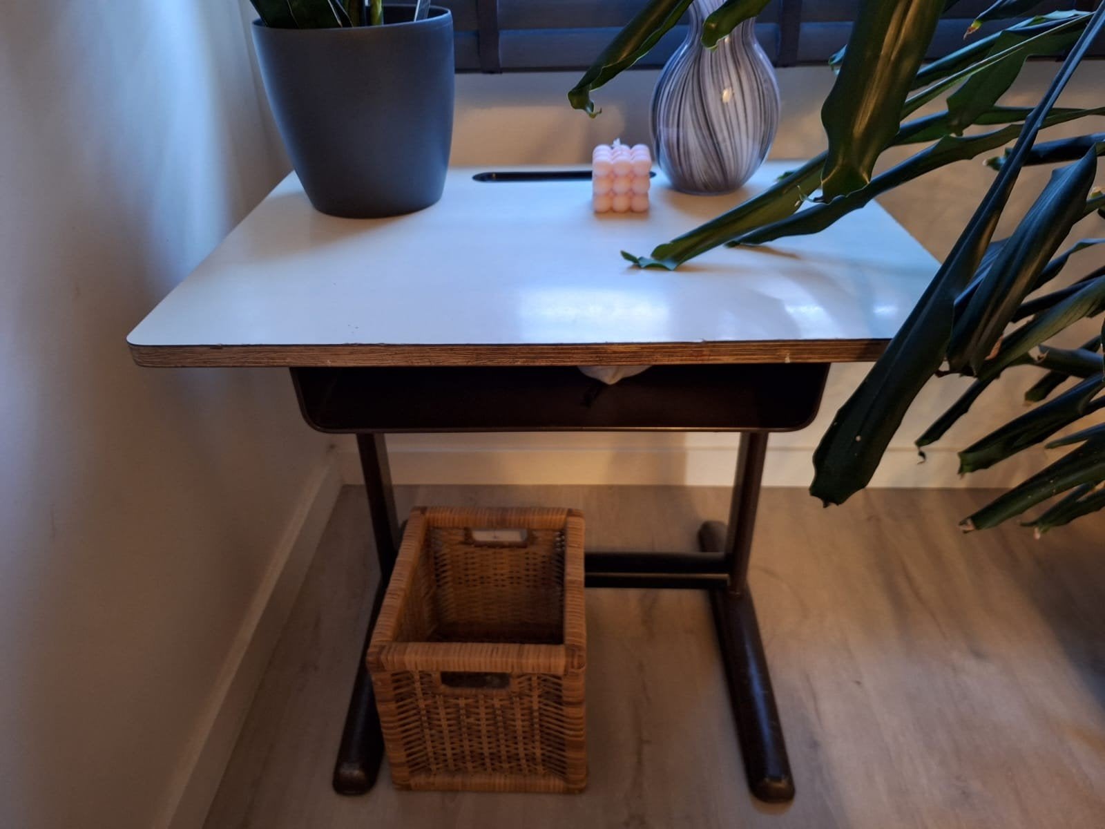 Kleine Lessenaar, Ophalen