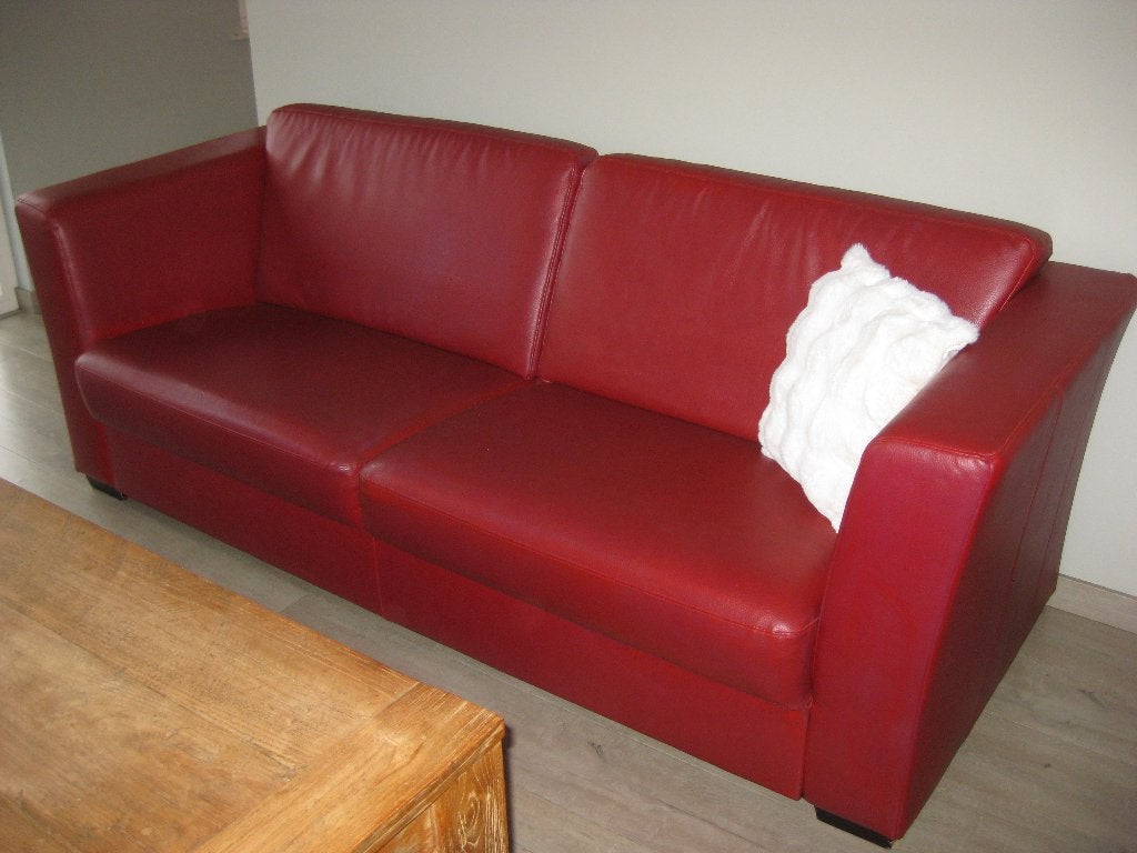 Siège en cuir rouge, Banc droit, Comme neuf, Enlèvement, Cuir