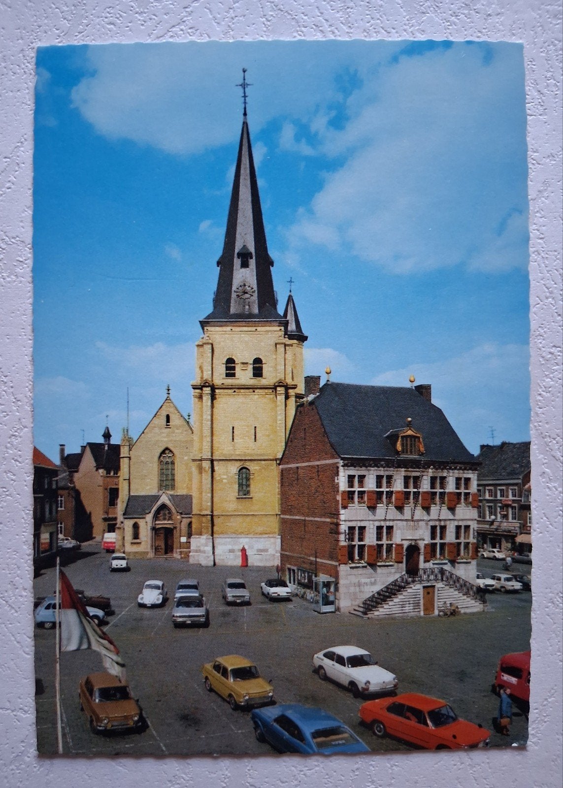 Postkaart Bilzen St. Mauritius kerk en Stadhuis, Ophalen of Verzenden