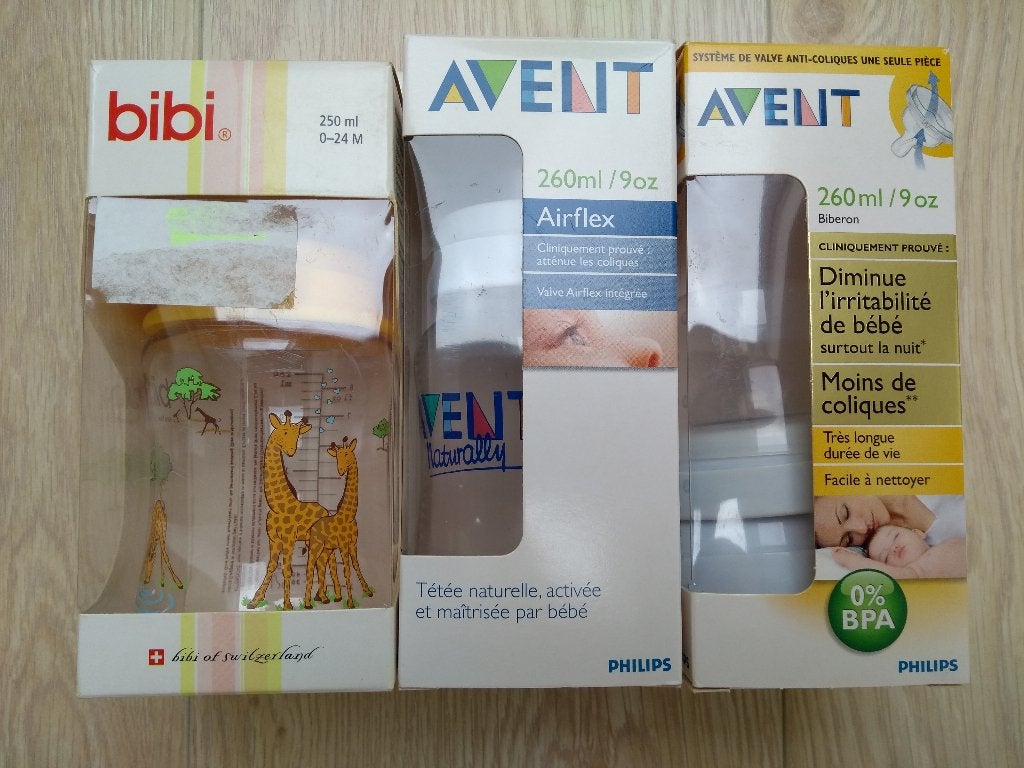 2 melkflesjes met extra speentjes - NIEUW, Kinderen en Baby's, Ophalen, Nieuw