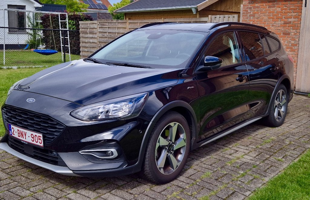 Ford Focus Active 1.0 EcoBoost Clipper, Auto's, Focus, Euro 6, Zwart, 3 cilinders