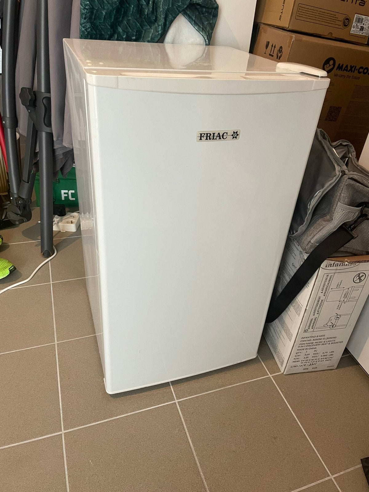 Friac Vriezer - ca. 70 liter, Elektronische apparatuur, Minder dan 85 cm, Minder dan 60 cm, Zo goed als nieuw, Vrijstaand