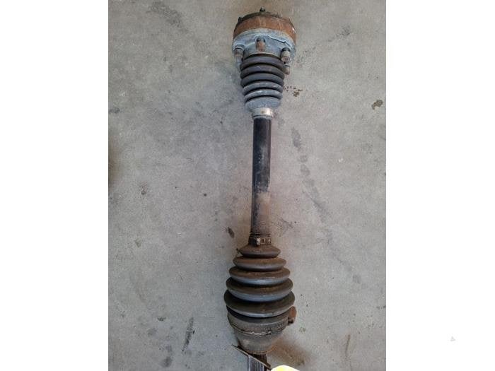 Aandrijfas links-voor van een Volkswagen Polo, Gebruikt, -, Volkswagen, -