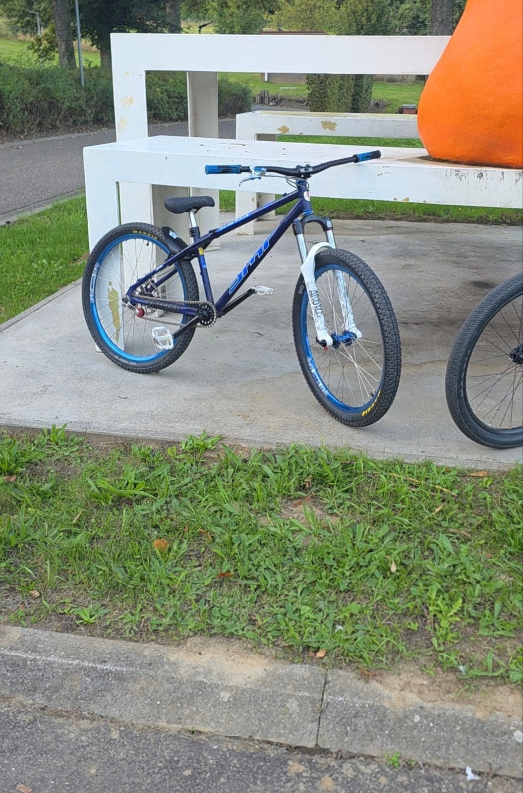 DMR dirt jumper, Fietsen en Brommers, Ophalen, 24 inch of meer, Gebruikt, Schijfrem