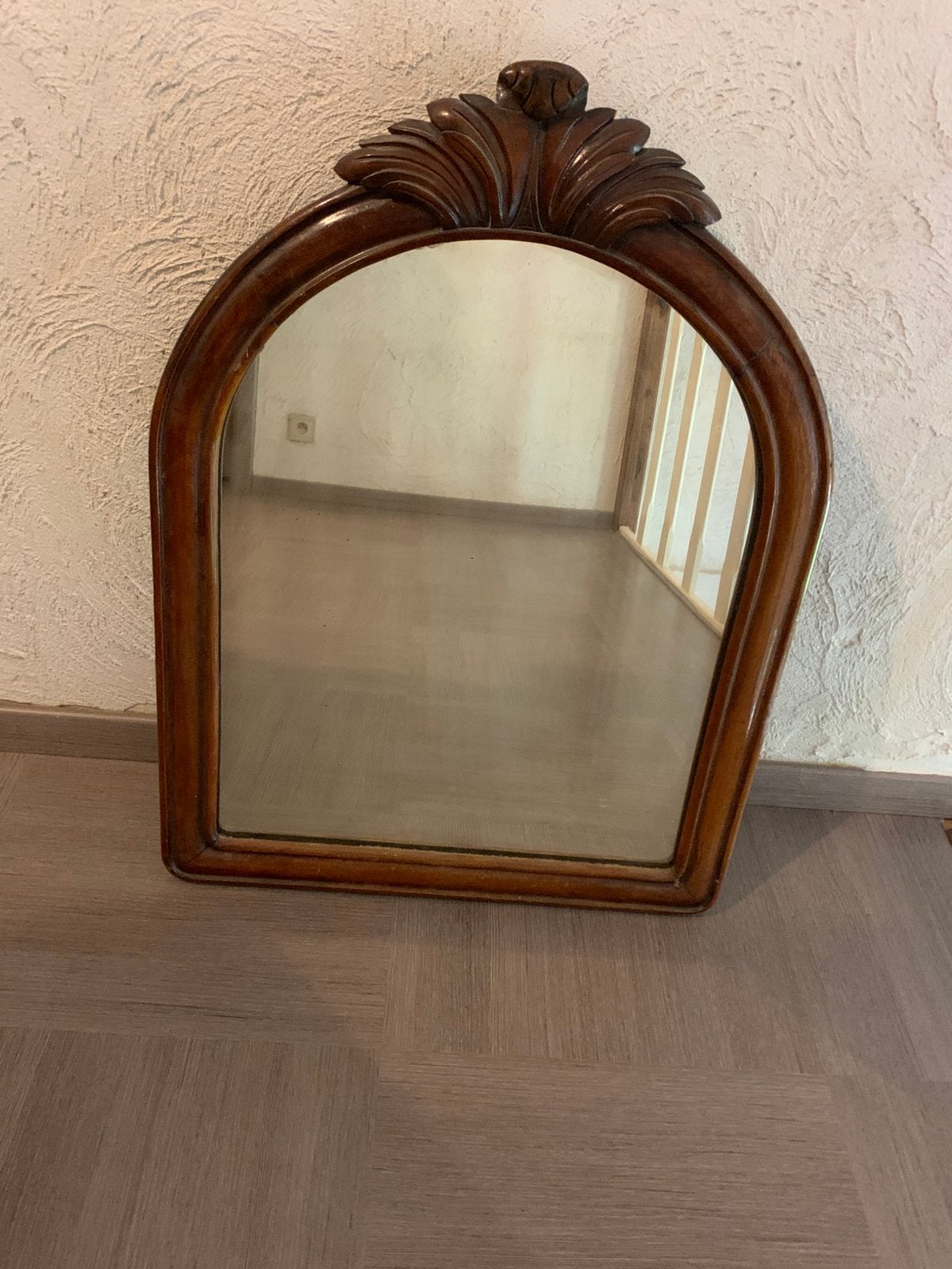 Miroir ancien, Enlèvement