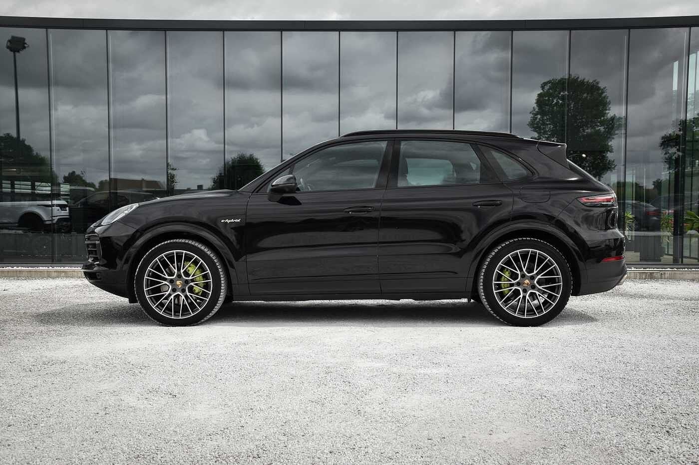 Porsche Cayenne 3.0i V6 e-Hybrid Pano BOSE Airsusp 21', Auto's, Automaat, Cayenne, Gebruikt, Euro 6