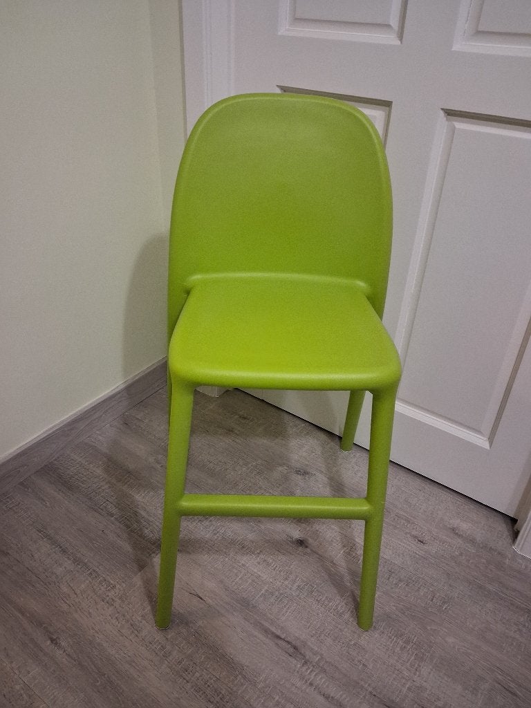 ikea kinderstoel / eetstoel urban, Kinderen en Baby's, Ophalen, Zo goed als nieuw