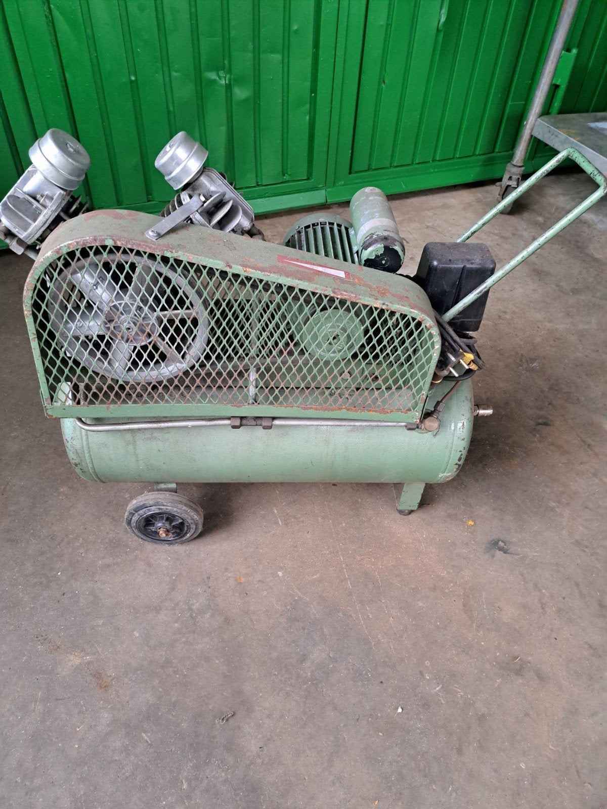 Compressor, Bricolage & Construction, Compresseurs, Enlèvement, Utilisé
